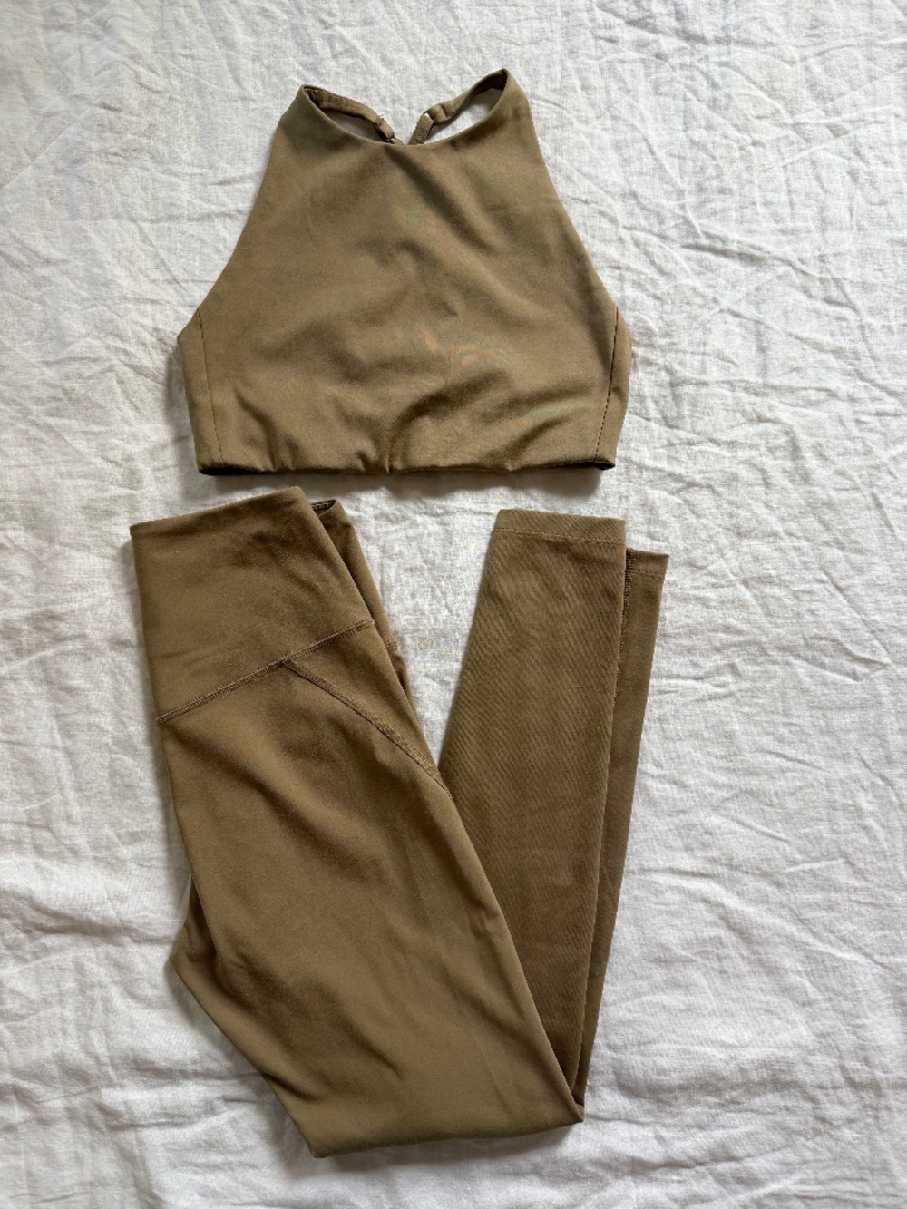 Girlfriend Set Topanga Bra & Compressive High-Rise Leggings Sand S